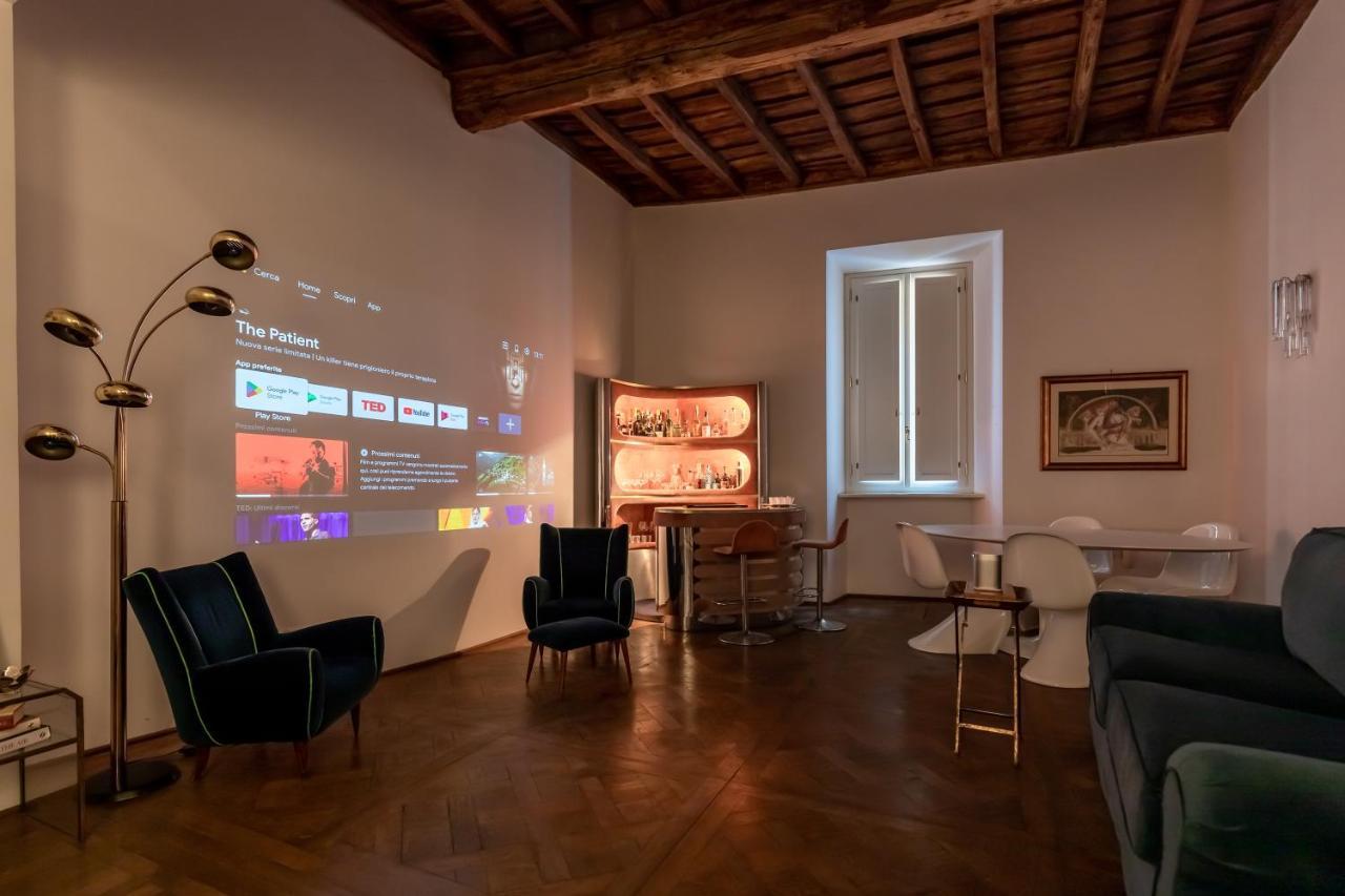 Chic And Style In Historical Via Giulia Leilighet Roma Eksteriør bilde