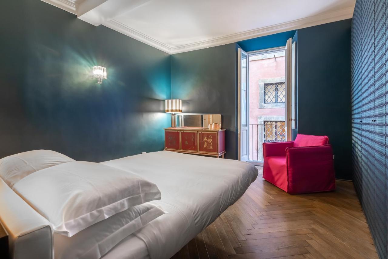 Chic And Style In Historical Via Giulia Leilighet Roma Eksteriør bilde